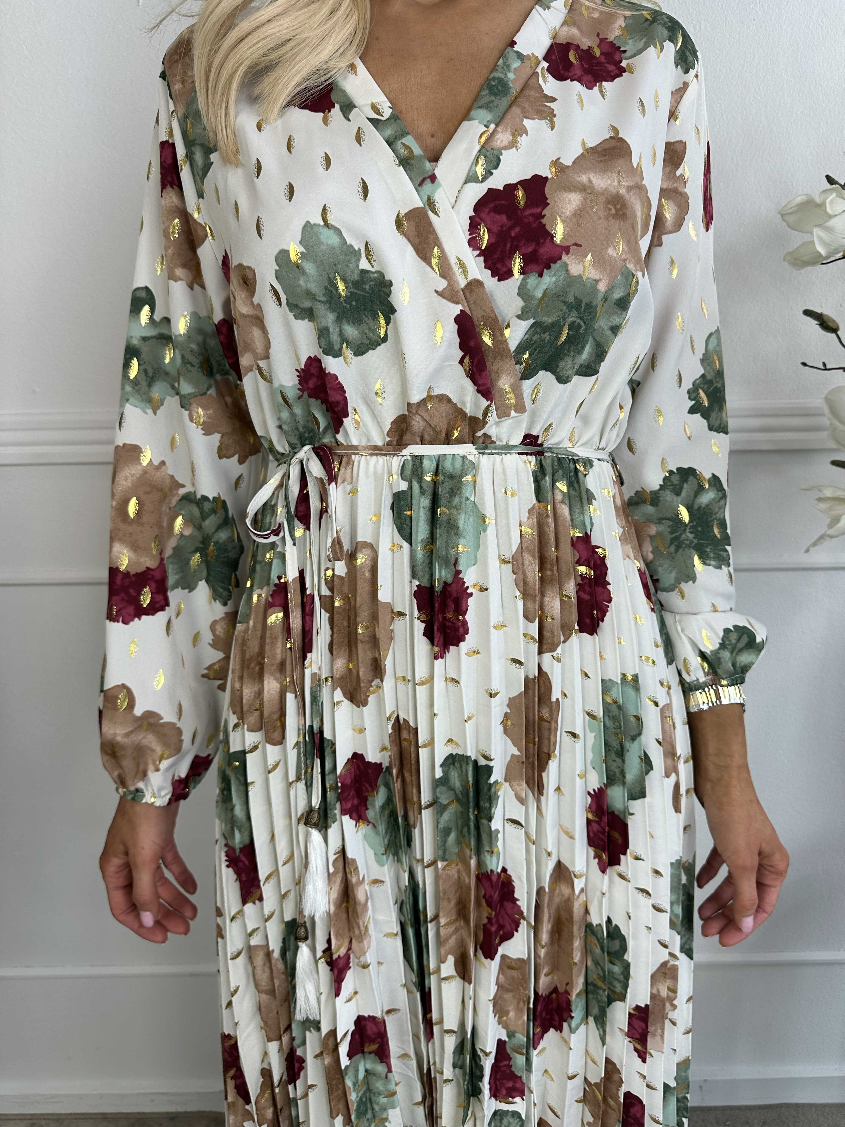 Malin - Blommig maxiklänning med veckad kjol